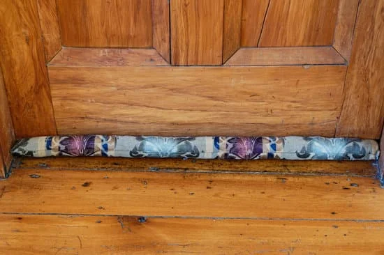 A cheap way to stop door draughts