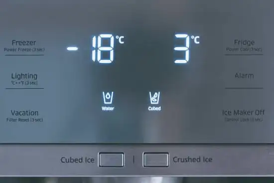 A fridge temperature of 5° C is best, whilst the freezer should be set at -18° C