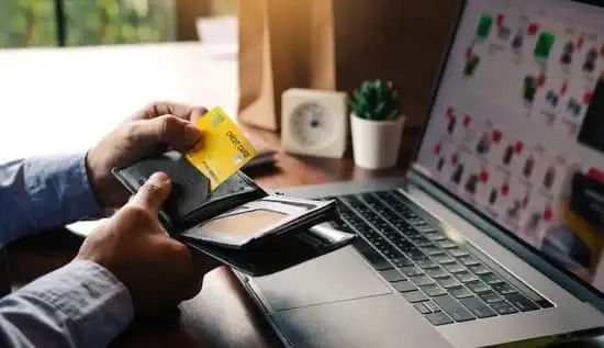 Online shopping can be a good alternative to using the car