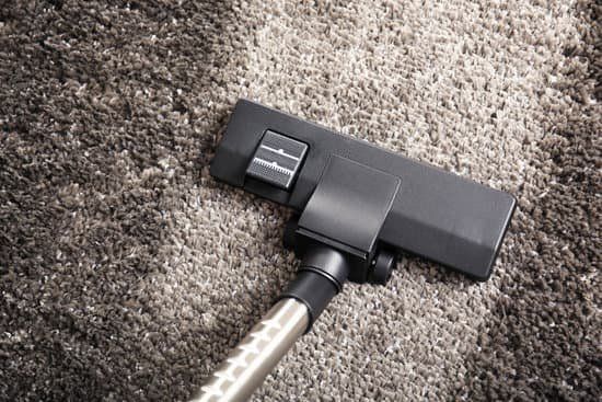 Vacuum Cleaning – the quick way to reduce dust